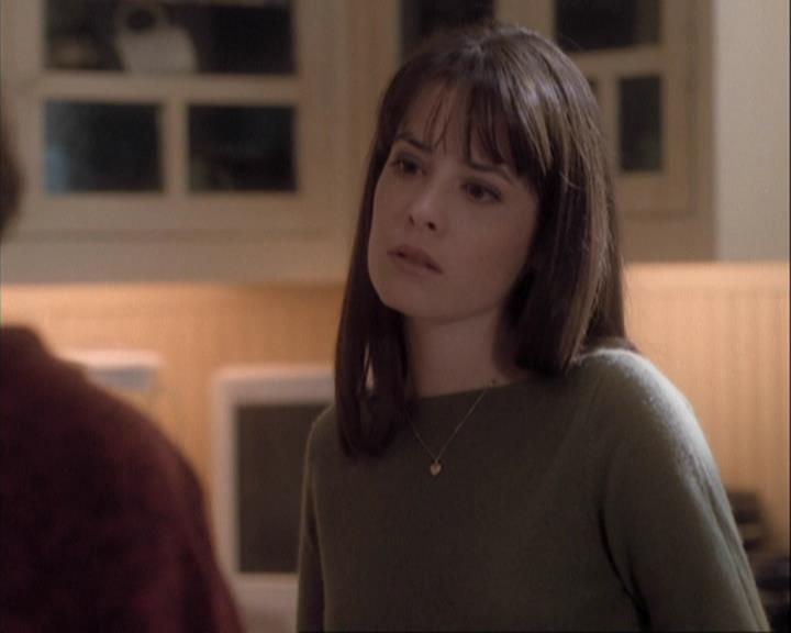 Charmed-Online-dot-net_108TheTruthIsOutThereAndItHurts0854.jpg Charmed-Online-dot-net_108TheTruthIsOutThereAndItHurts0854.jpg