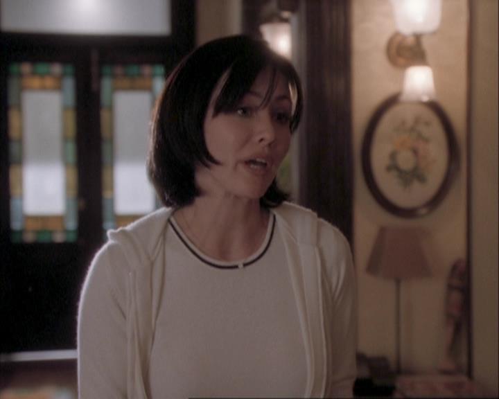 Charmed-Online-dot-net_108TheTruthIsOutThereAndItHurts0900.jpg Charmed-Online-dot-net_108TheTruthIsOutThereAndItHurts0900.jpg