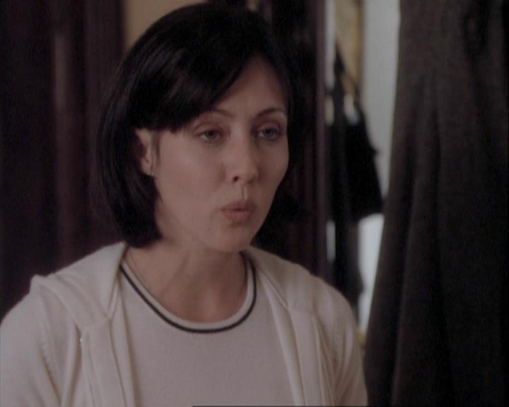 Charmed-Online-dot-net_108TheTruthIsOutThereAndItHurts0989.jpg Charmed-Online-dot-net_108TheTruthIsOutThereAndItHurts0989.jpg