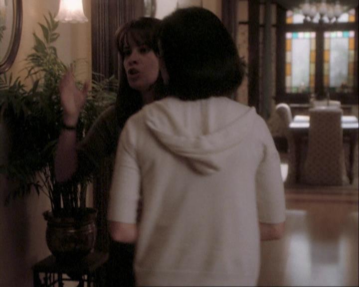 Charmed-Online-dot-net_108TheTruthIsOutThereAndItHurts0998.jpg Charmed-Online-dot-net_108TheTruthIsOutThereAndItHurts0998.jpg