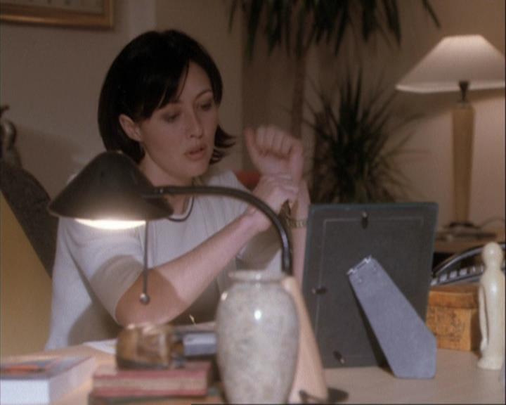 Charmed-Online-dot-net_108TheTruthIsOutThereAndItHurts1079.jpg Charmed-Online-dot-net_108TheTruthIsOutThereAndItHurts1079.jpg
