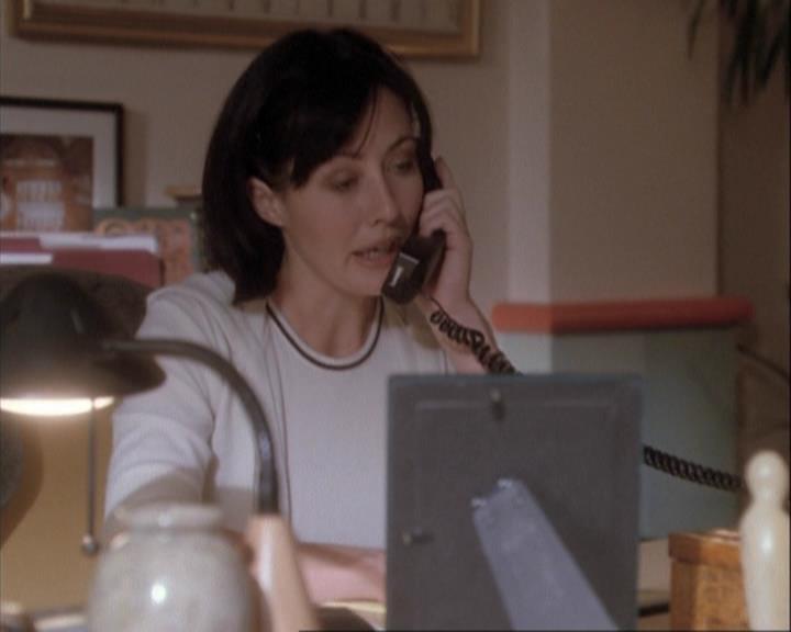 Charmed-Online-dot-net_108TheTruthIsOutThereAndItHurts1087.jpg Charmed-Online-dot-net_108TheTruthIsOutThereAndItHurts1087.jpg