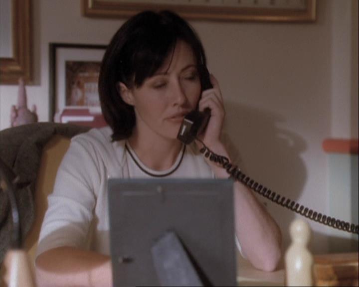 Charmed-Online-dot-net_108TheTruthIsOutThereAndItHurts1091.jpg Charmed-Online-dot-net_108TheTruthIsOutThereAndItHurts1091.jpg