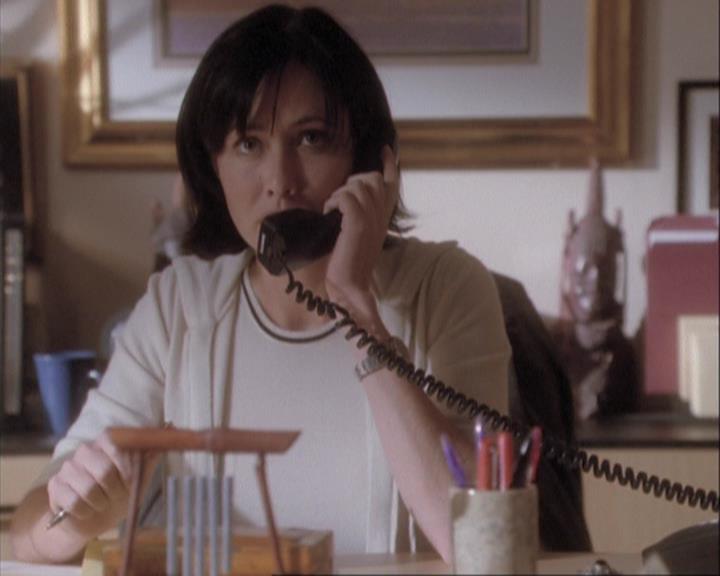 Charmed-Online-dot-net_108TheTruthIsOutThereAndItHurts1106.jpg Charmed-Online-dot-net_108TheTruthIsOutThereAndItHurts1106.jpg