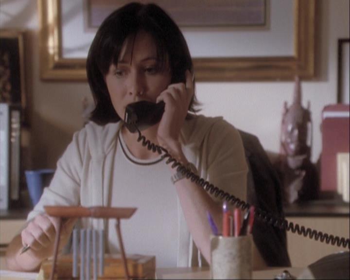 Charmed-Online-dot-net_108TheTruthIsOutThereAndItHurts1107.jpg Charmed-Online-dot-net_108TheTruthIsOutThereAndItHurts1107.jpg