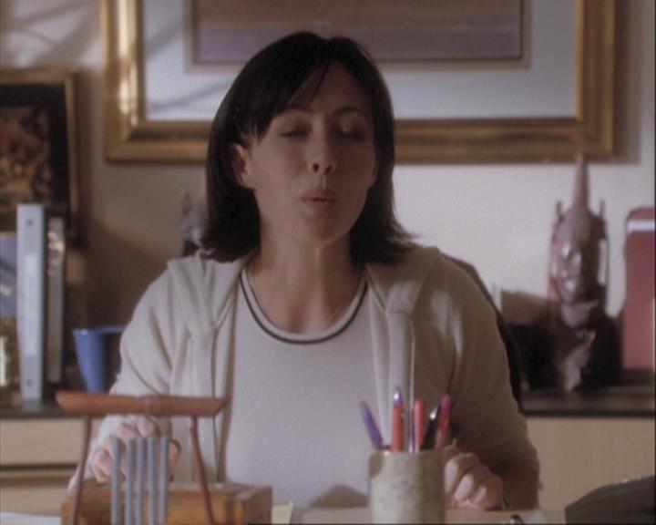 Charmed-Online-dot-net_108TheTruthIsOutThereAndItHurts1118.jpg Charmed-Online-dot-net_108TheTruthIsOutThereAndItHurts1118.jpg