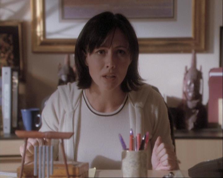 Charmed-Online-dot-net_108TheTruthIsOutThereAndItHurts1126.jpg Charmed-Online-dot-net_108TheTruthIsOutThereAndItHurts1126.jpg