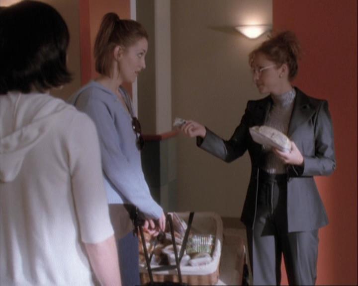 Charmed-Online-dot-net_108TheTruthIsOutThereAndItHurts1130.jpg Charmed-Online-dot-net_108TheTruthIsOutThereAndItHurts1130.jpg