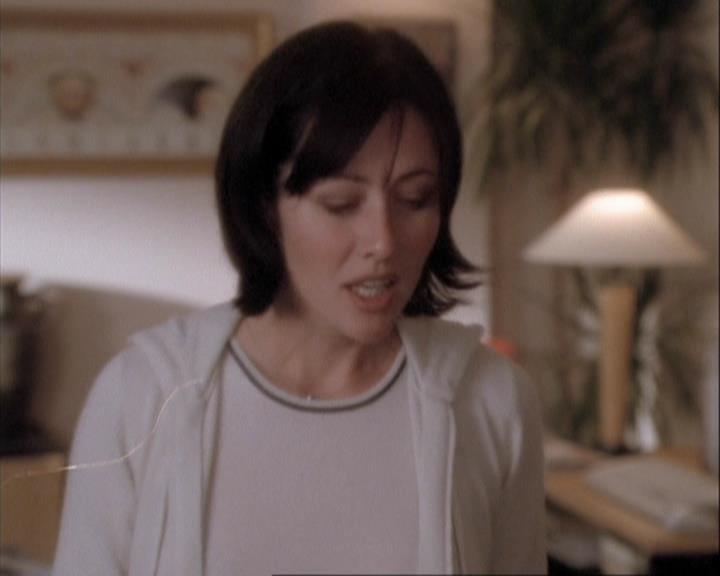 Charmed-Online-dot-net_108TheTruthIsOutThereAndItHurts1136.jpg Charmed-Online-dot-net_108TheTruthIsOutThereAndItHurts1136.jpg