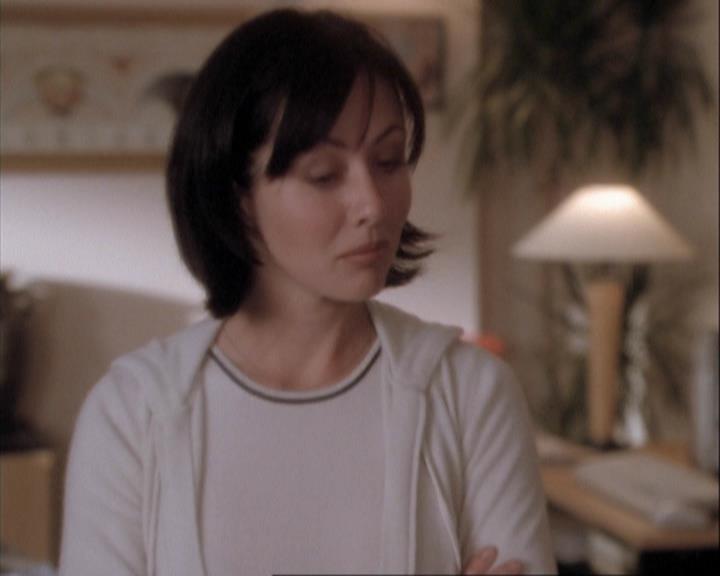 Charmed-Online-dot-net_108TheTruthIsOutThereAndItHurts1143.jpg Charmed-Online-dot-net_108TheTruthIsOutThereAndItHurts1143.jpg