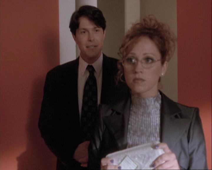 Charmed-Online-dot-net_108TheTruthIsOutThereAndItHurts1145.jpg Charmed-Online-dot-net_108TheTruthIsOutThereAndItHurts1145.jpg