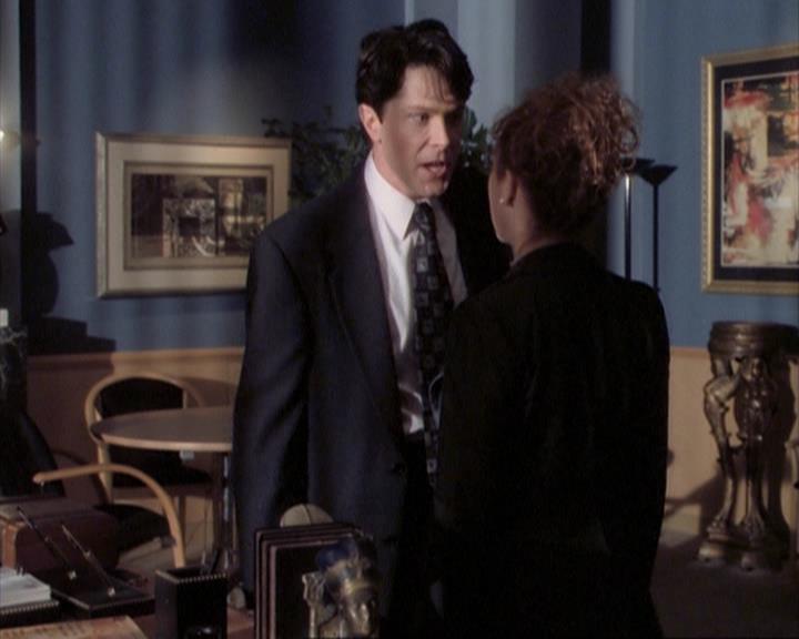 Charmed-Online-dot-net_108TheTruthIsOutThereAndItHurts1167.jpg Charmed-Online-dot-net_108TheTruthIsOutThereAndItHurts1167.jpg