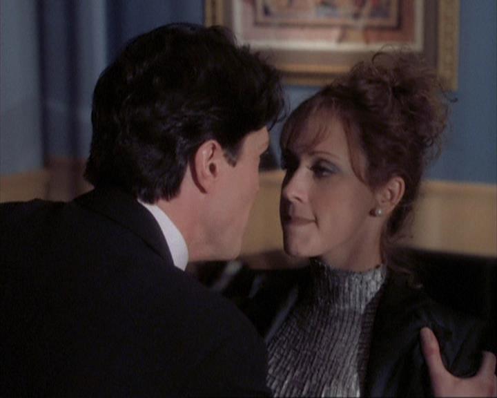 Charmed-Online-dot-net_108TheTruthIsOutThereAndItHurts1169.jpg Charmed-Online-dot-net_108TheTruthIsOutThereAndItHurts1169.jpg