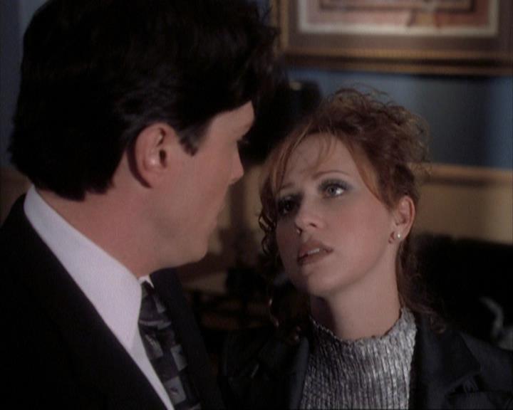 Charmed-Online-dot-net_108TheTruthIsOutThereAndItHurts1184.jpg Charmed-Online-dot-net_108TheTruthIsOutThereAndItHurts1184.jpg