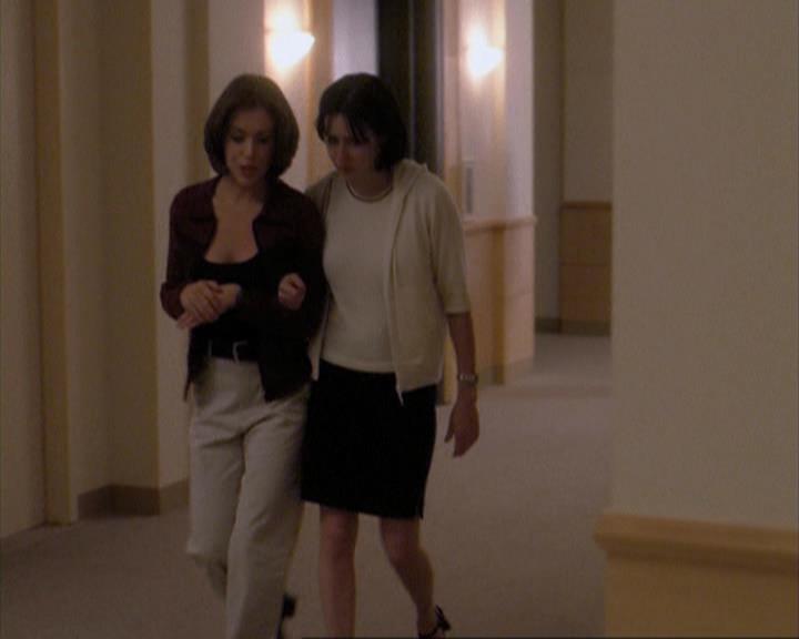 Charmed-Online-dot-net_108TheTruthIsOutThereAndItHurts1333.jpg Charmed-Online-dot-net_108TheTruthIsOutThereAndItHurts1333.jpg