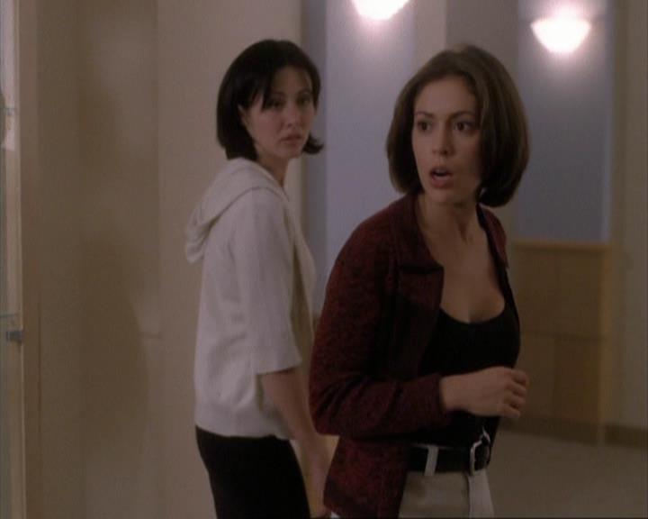 Charmed-Online-dot-net_108TheTruthIsOutThereAndItHurts1345.jpg Charmed-Online-dot-net_108TheTruthIsOutThereAndItHurts1345.jpg