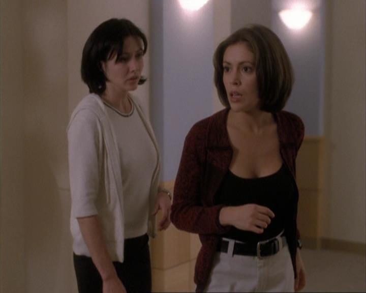 Charmed-Online-dot-net_108TheTruthIsOutThereAndItHurts1346.jpg Charmed-Online-dot-net_108TheTruthIsOutThereAndItHurts1346.jpg