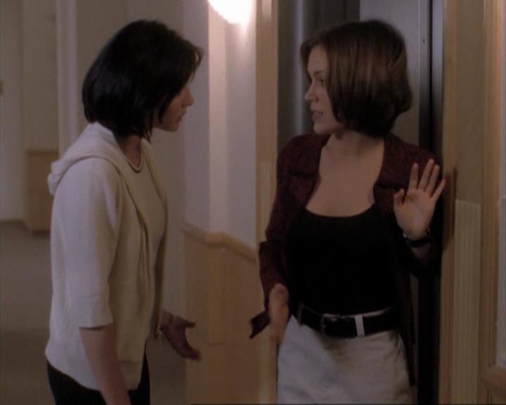 Charmed-Online-dot-net_108TheTruthIsOutThereAndItHurts1373.jpg Charmed-Online-dot-net_108TheTruthIsOutThereAndItHurts1373.jpg