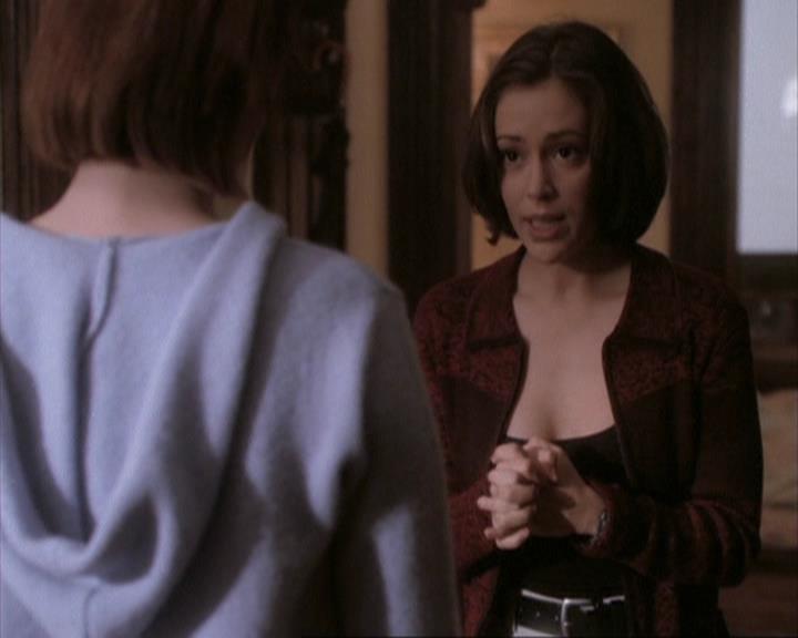 Charmed-Online-dot-net_108TheTruthIsOutThereAndItHurts1474.jpg Charmed-Online-dot-net_108TheTruthIsOutThereAndItHurts1474.jpg