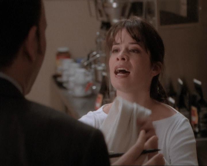 Charmed-Online-dot-net_108TheTruthIsOutThereAndItHurts1552.jpg Charmed-Online-dot-net_108TheTruthIsOutThereAndItHurts1552.jpg