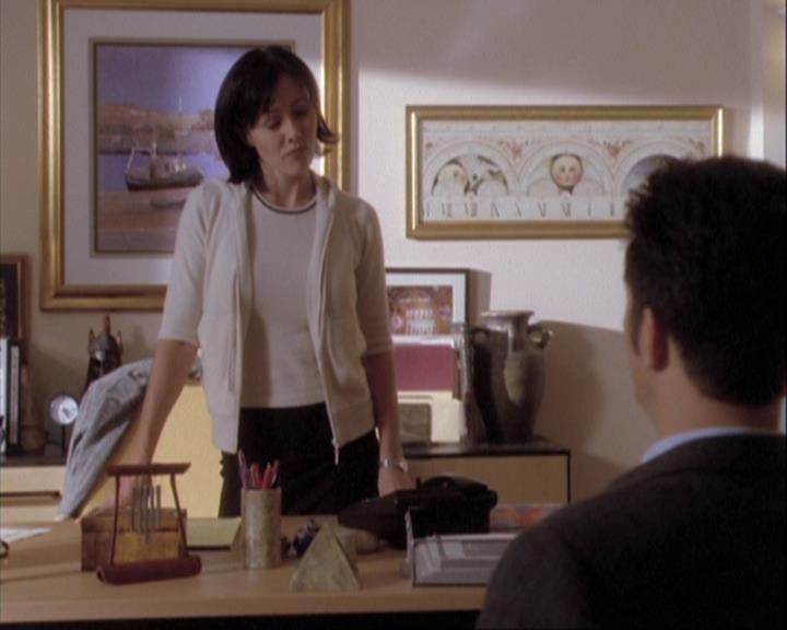 Charmed-Online-dot-net_108TheTruthIsOutThereAndItHurts1610.jpg