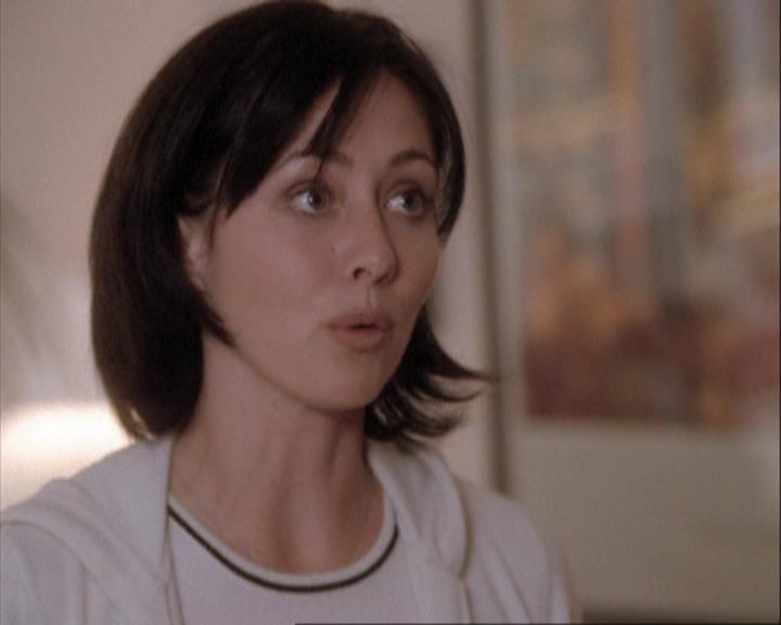 Charmed-Online-dot-net_108TheTruthIsOutThereAndItHurts1668.jpg Charmed-Online-dot-net_108TheTruthIsOutThereAndItHurts1668.jpg