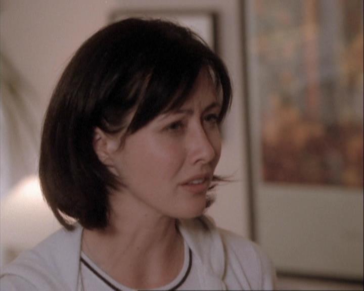 Charmed-Online-dot-net_108TheTruthIsOutThereAndItHurts1674.jpg Charmed-Online-dot-net_108TheTruthIsOutThereAndItHurts1674.jpg