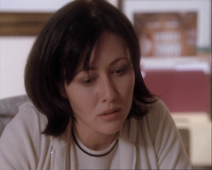 Charmed-Online-dot-net_108TheTruthIsOutThereAndItHurts1737.jpg Charmed-Online-dot-net_108TheTruthIsOutThereAndItHurts1737.jpg