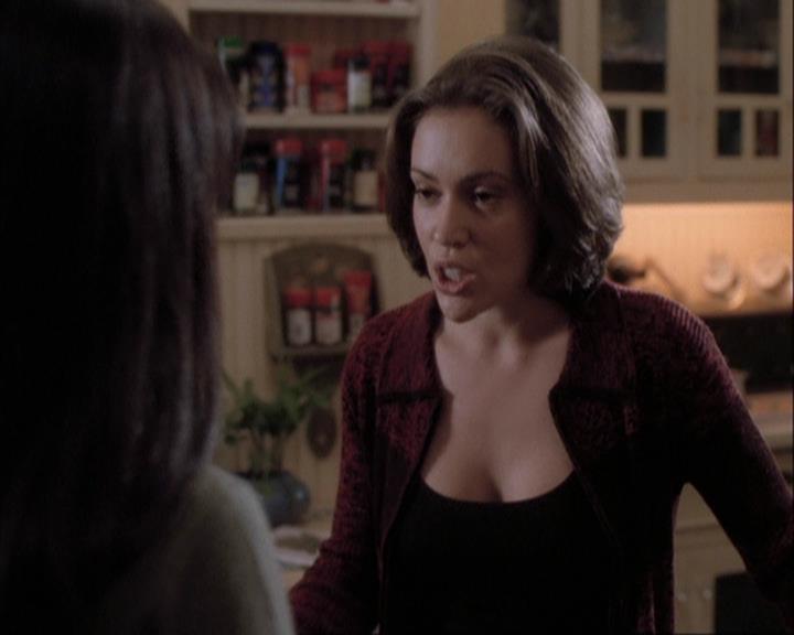 Charmed-Online-dot-net_108TheTruthIsOutThereAndItHurts1790.jpg Charmed-Online-dot-net_108TheTruthIsOutThereAndItHurts1790.jpg