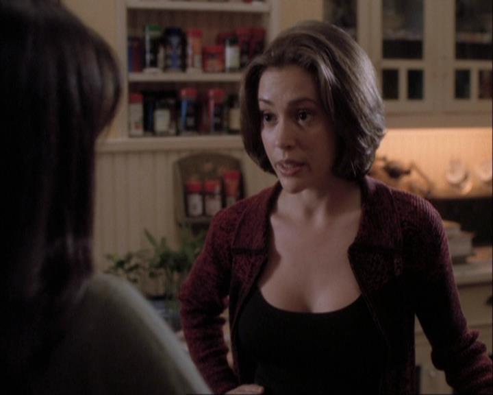 Charmed-Online-dot-net_108TheTruthIsOutThereAndItHurts1799.jpg Charmed-Online-dot-net_108TheTruthIsOutThereAndItHurts1799.jpg