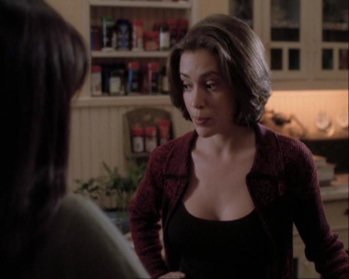 Charmed-Online-dot-net_108TheTruthIsOutThereAndItHurts1800.jpg Charmed-Online-dot-net_108TheTruthIsOutThereAndItHurts1800.jpg