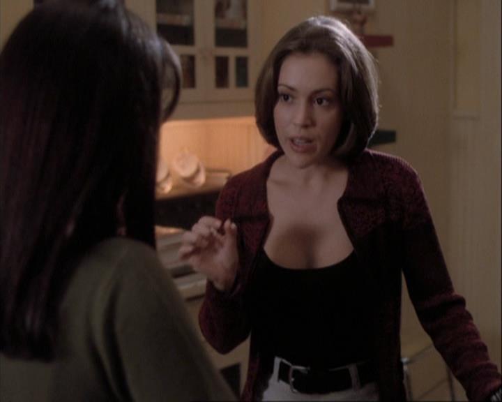 Charmed-Online-dot-net_108TheTruthIsOutThereAndItHurts1826.jpg Charmed-Online-dot-net_108TheTruthIsOutThereAndItHurts1826.jpg