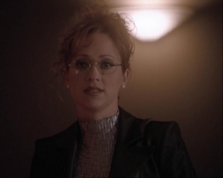 Charmed-Online-dot-net_108TheTruthIsOutThereAndItHurts1864.jpg Charmed-Online-dot-net_108TheTruthIsOutThereAndItHurts1864.jpg