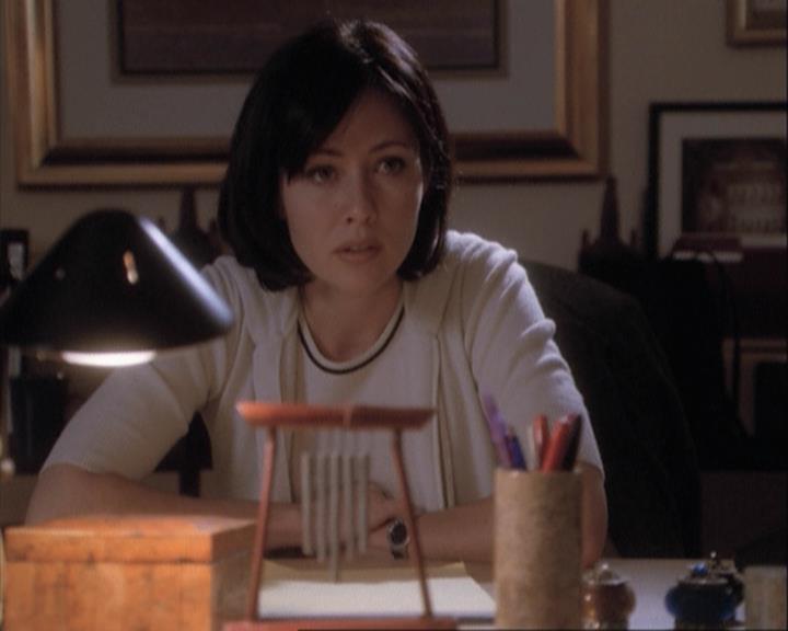 Charmed-Online-dot-net_108TheTruthIsOutThereAndItHurts1885.jpg Charmed-Online-dot-net_108TheTruthIsOutThereAndItHurts1885.jpg