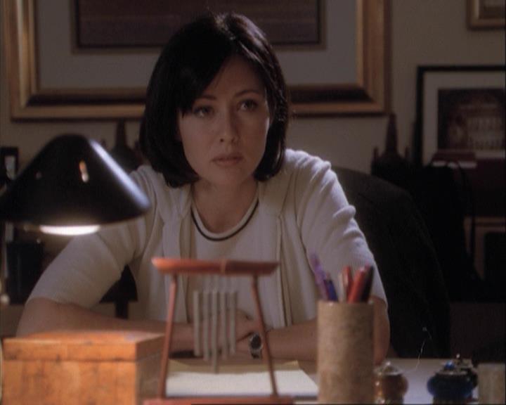 Charmed-Online-dot-net_108TheTruthIsOutThereAndItHurts1886.jpg Charmed-Online-dot-net_108TheTruthIsOutThereAndItHurts1886.jpg