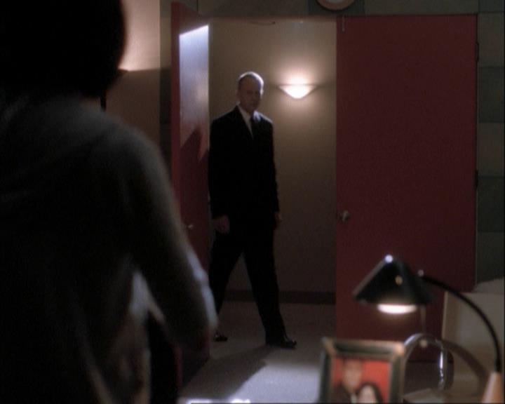 Charmed-Online-dot-net_108TheTruthIsOutThereAndItHurts1916.jpg Charmed-Online-dot-net_108TheTruthIsOutThereAndItHurts1916.jpg