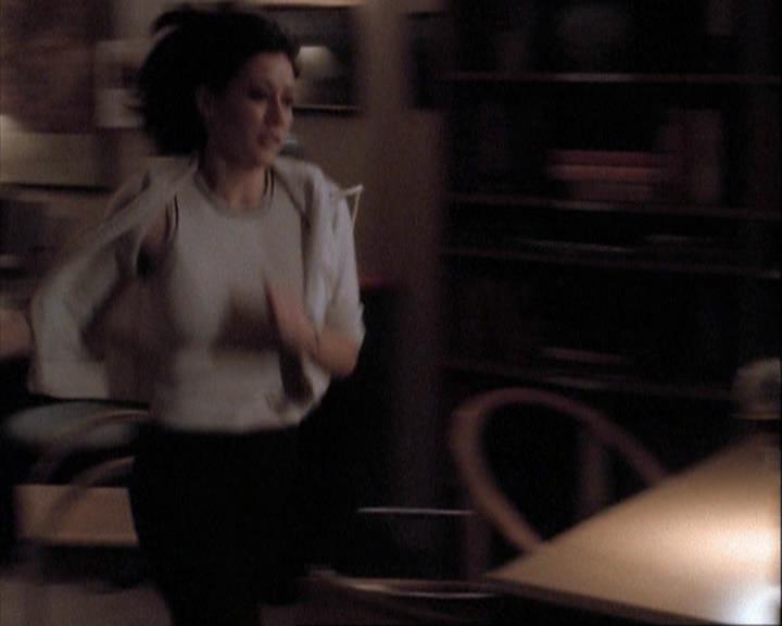 Charmed-Online-dot-net_108TheTruthIsOutThereAndItHurts1975.jpg Charmed-Online-dot-net_108TheTruthIsOutThereAndItHurts1975.jpg