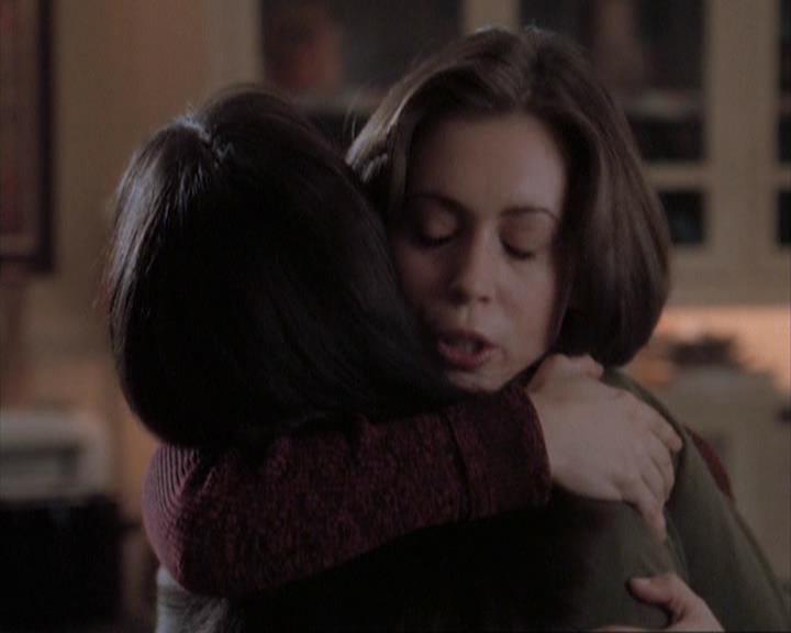 Charmed-Online-dot-net_108TheTruthIsOutThereAndItHurts2014.jpg Charmed-Online-dot-net_108TheTruthIsOutThereAndItHurts2014.jpg