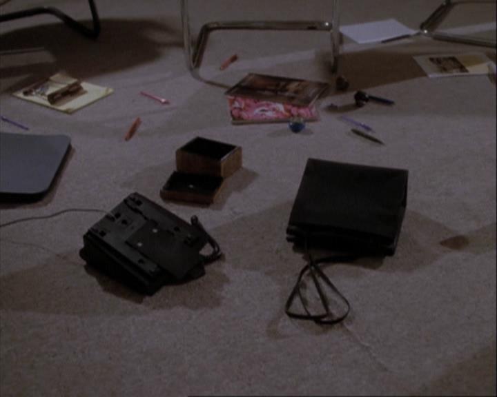 Charmed-Online-dot-net_108TheTruthIsOutThereAndItHurts2063.jpg Charmed-Online-dot-net_108TheTruthIsOutThereAndItHurts2063.jpg