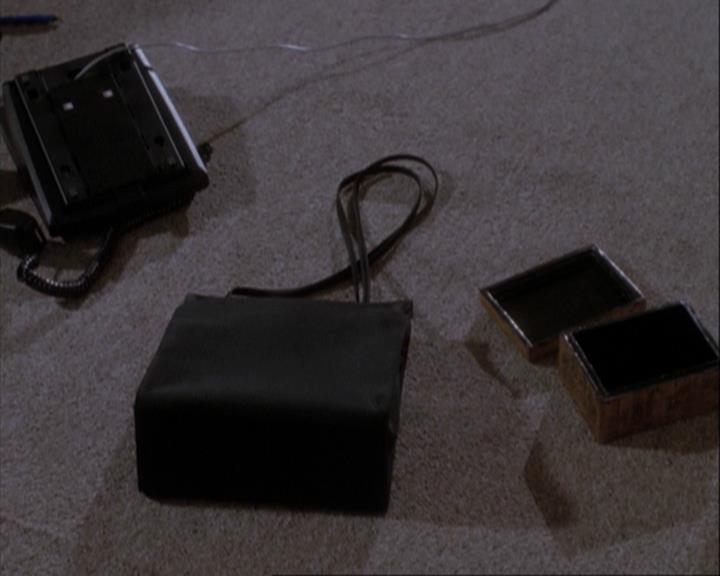 Charmed-Online-dot-net_108TheTruthIsOutThereAndItHurts2077.jpg Charmed-Online-dot-net_108TheTruthIsOutThereAndItHurts2077.jpg