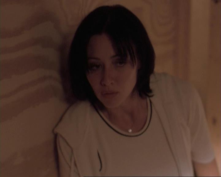 Charmed-Online-dot-net_108TheTruthIsOutThereAndItHurts2088.jpg Charmed-Online-dot-net_108TheTruthIsOutThereAndItHurts2088.jpg