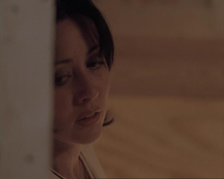 Charmed-Online-dot-net_108TheTruthIsOutThereAndItHurts2113.jpg Charmed-Online-dot-net_108TheTruthIsOutThereAndItHurts2113.jpg