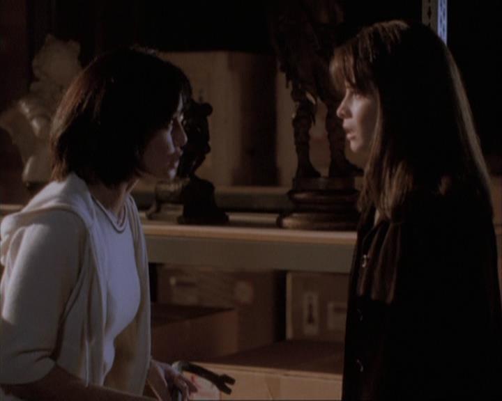 Charmed-Online-dot-net_108TheTruthIsOutThereAndItHurts2157.jpg Charmed-Online-dot-net_108TheTruthIsOutThereAndItHurts2157.jpg