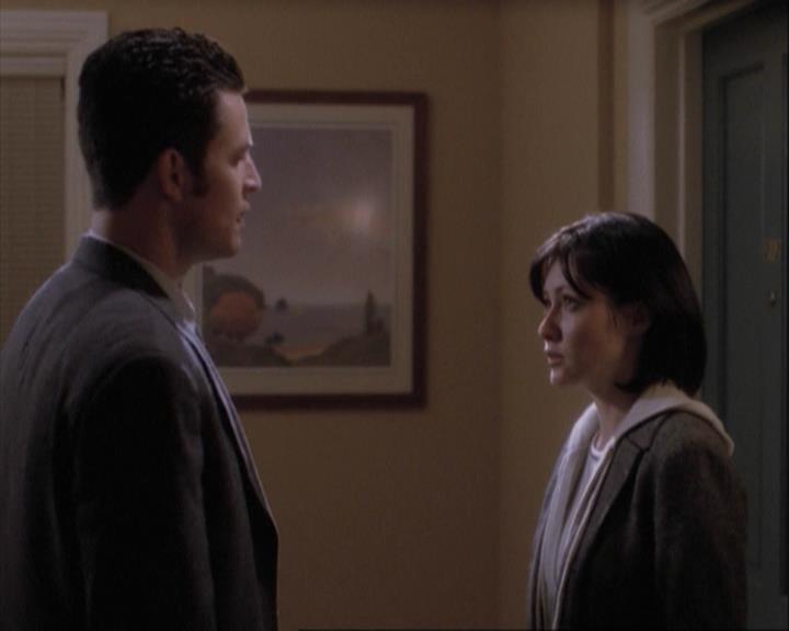 Charmed-Online-dot-net_108TheTruthIsOutThereAndItHurts2203.jpg Charmed-Online-dot-net_108TheTruthIsOutThereAndItHurts2203.jpg