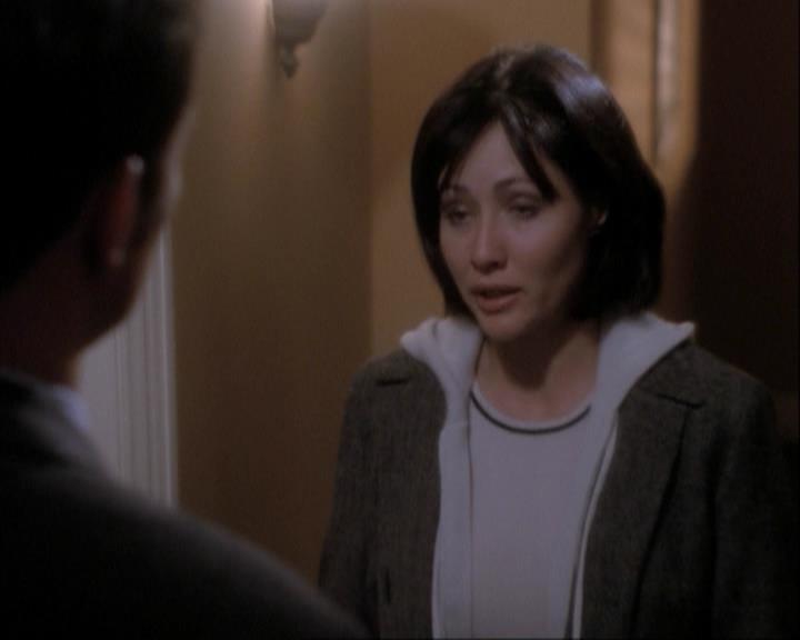 Charmed-Online-dot-net_108TheTruthIsOutThereAndItHurts2215.jpg Charmed-Online-dot-net_108TheTruthIsOutThereAndItHurts2215.jpg