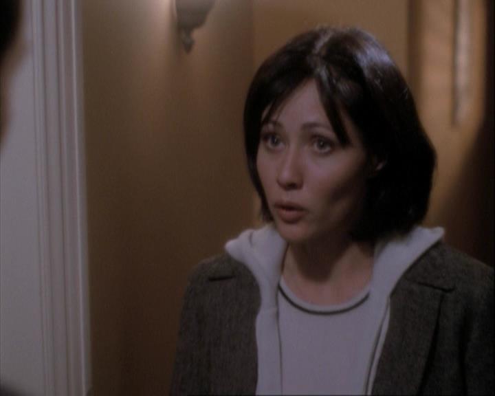 Charmed-Online-dot-net_108TheTruthIsOutThereAndItHurts2223.jpg Charmed-Online-dot-net_108TheTruthIsOutThereAndItHurts2223.jpg