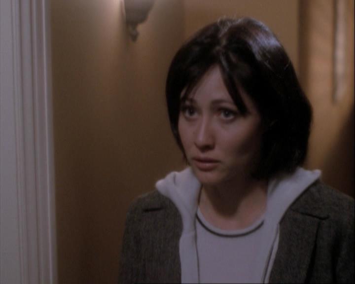 Charmed-Online-dot-net_108TheTruthIsOutThereAndItHurts2225.jpg Charmed-Online-dot-net_108TheTruthIsOutThereAndItHurts2225.jpg
