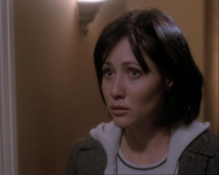 Charmed-Online-dot-net_108TheTruthIsOutThereAndItHurts2231.jpg Charmed-Online-dot-net_108TheTruthIsOutThereAndItHurts2231.jpg