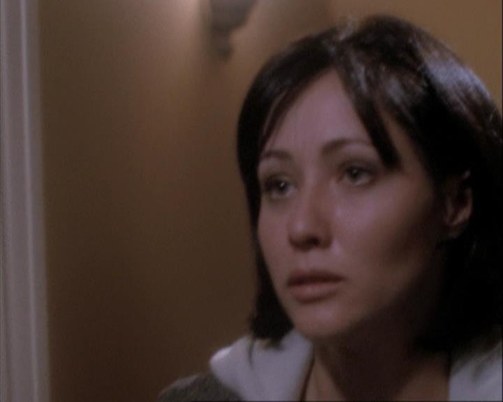 Charmed-Online-dot-net_108TheTruthIsOutThereAndItHurts2267.jpg Charmed-Online-dot-net_108TheTruthIsOutThereAndItHurts2267.jpg