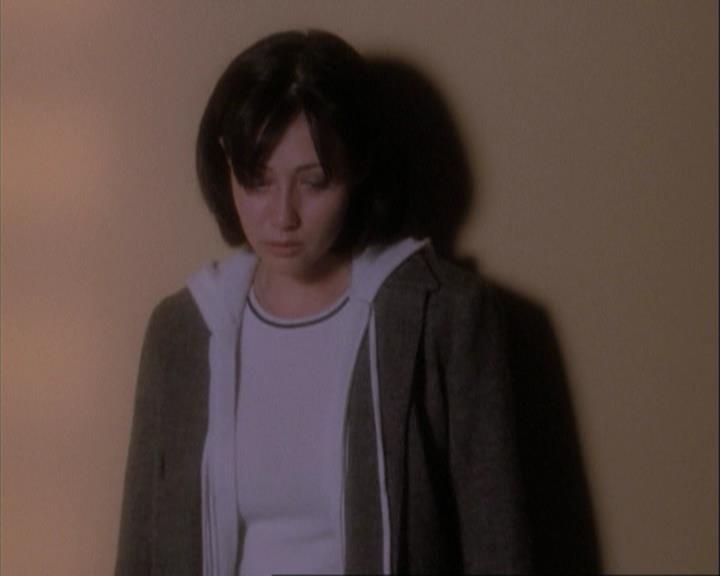 Charmed-Online-dot-net_108TheTruthIsOutThereAndItHurts2280.jpg Charmed-Online-dot-net_108TheTruthIsOutThereAndItHurts2280.jpg